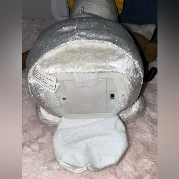 Disney Frozen Olaf Plush Toy - White and Orange (makes noise) - Picture 8 of 8